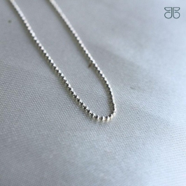 GARGANTILHA FIO BOLINHA 60 CM