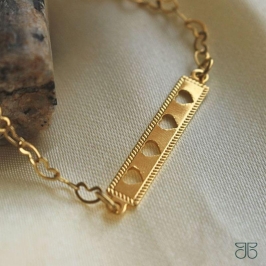 PULSEIRA INFANTIL CHAPA 4 CORAÇÕES VAZADOS