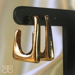 BRINCO MEIA ARGOLA QUADRADA