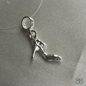 BERLOQUE SAPATO LISO LACINHO