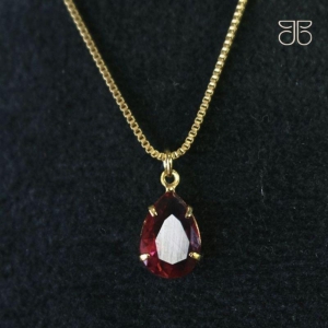 GARG PINGENTE GOTA VERMELHA