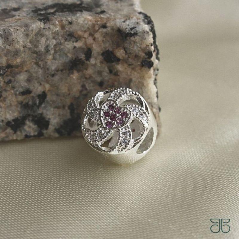 BERLOQUE CORAÇÃO ROSA NO MEIO