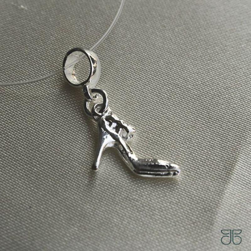 BERLOQUE SAPATO LISO LACINHO