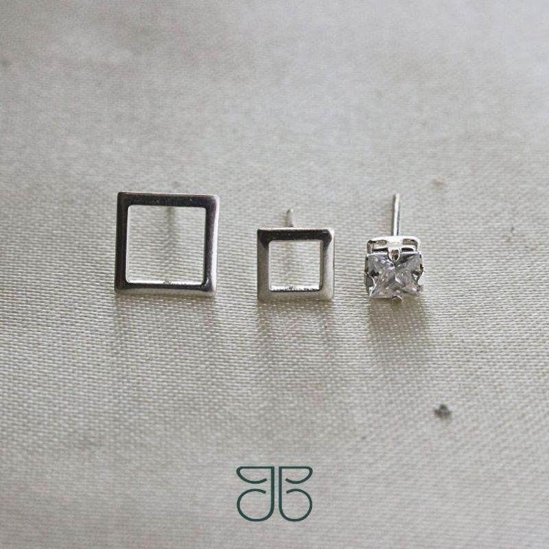 BRINCO TRIO 2 QUADRADOS 1 ZIRCÔNIA PRATA
