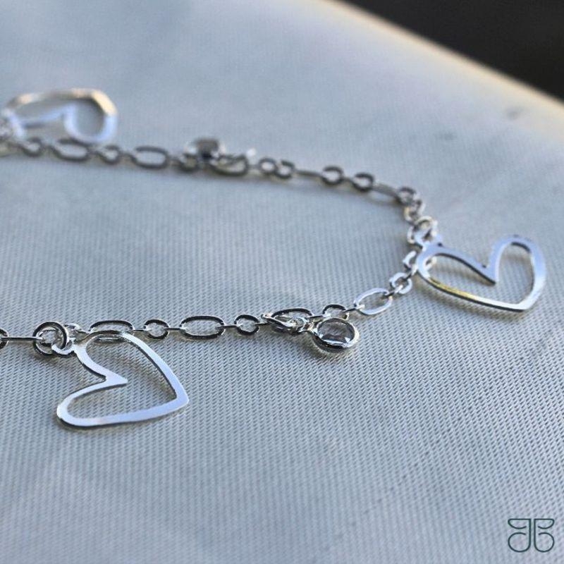 CHOKER CORAÇÃO VAZADO TIFFANY *