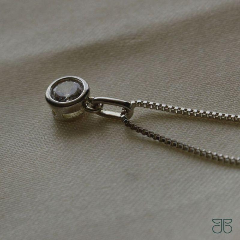 GARGANTILHA PONTO DE LUZ CAIXINHA REDONDA PRATA 45cm