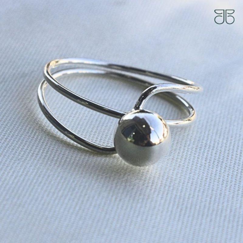 ANEL TORCIDO 1 BOLA PRATA