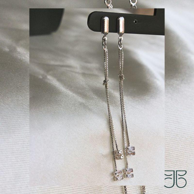 BRINCO PALITINHO VENEZIANA AMARRADA ZIRCONIA NAVETE PEND PRATA