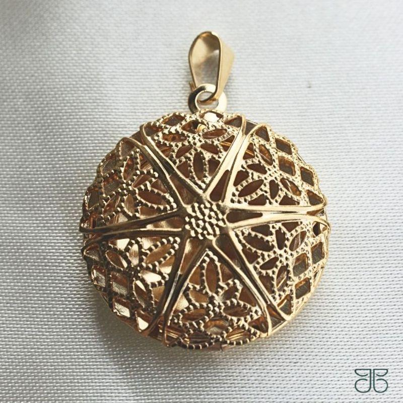 PINGENTE RELICARIO REDONDO GG